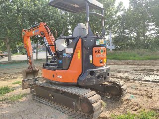 Hitachi ZX30U-5A Excavator