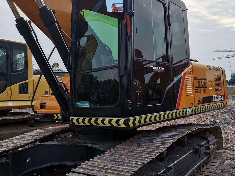 ' width=