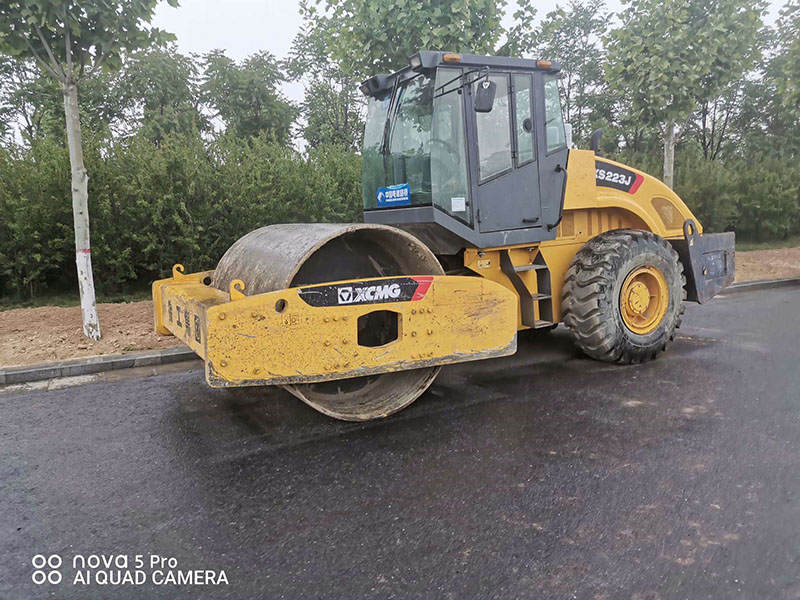 XUGONG XS223J  Roller