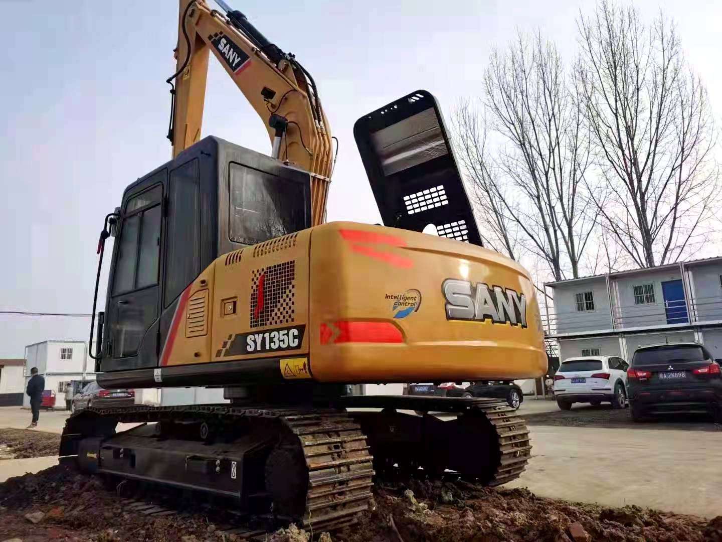 ' width=