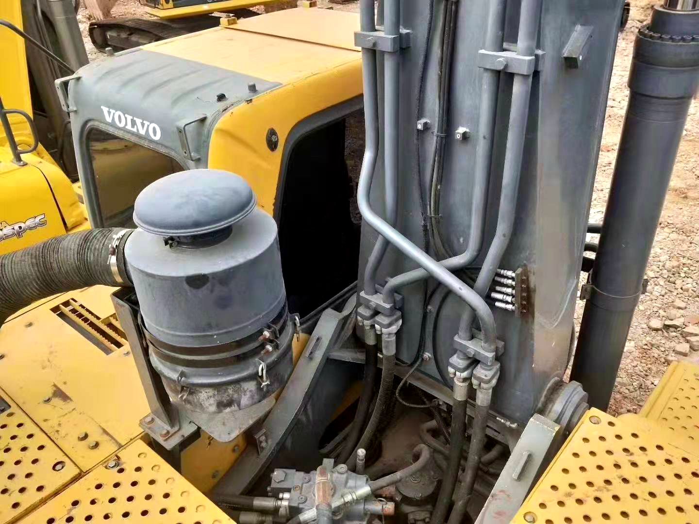 ' width=