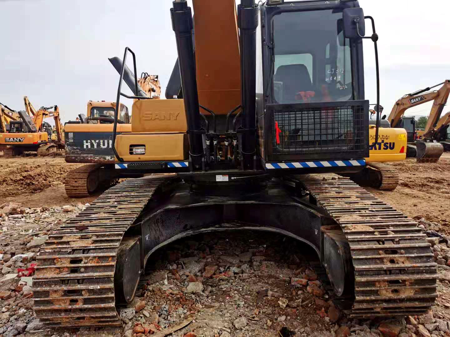 ' width=