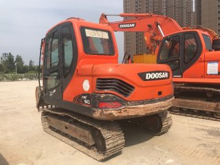 Doosan DX80 Excavator