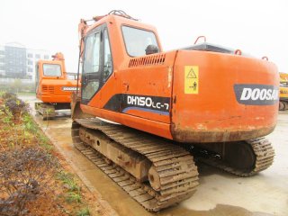 Doosan DH150-7 Excavator