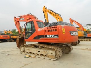Doosan DH215-9E Excavator