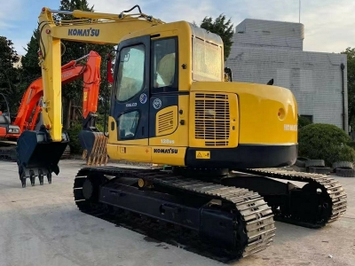 Komatsu PC128US