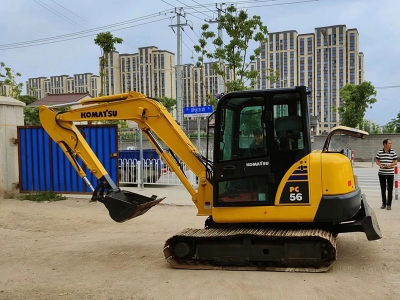 Komatsu PC56