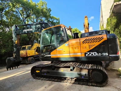 Hyundai R220-9S
