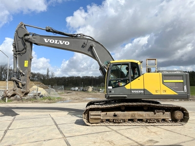 Volvo EC300EL