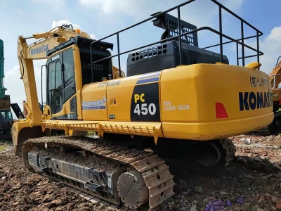 Komatsu PC450-8