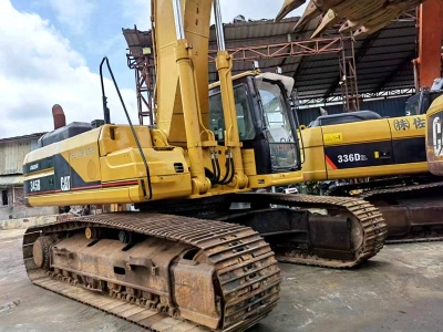 Caterpillar CAT345B excavator
