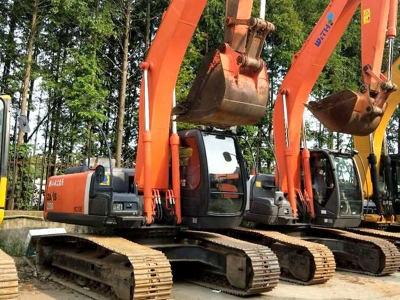 Hitachi ZX200-3 excavator
