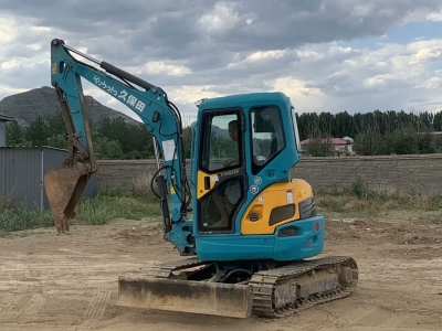 Kubota K135