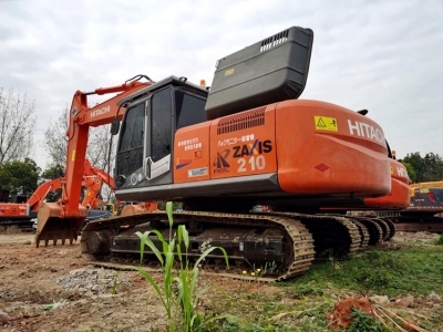 Hitachi ZX210-3 excavator