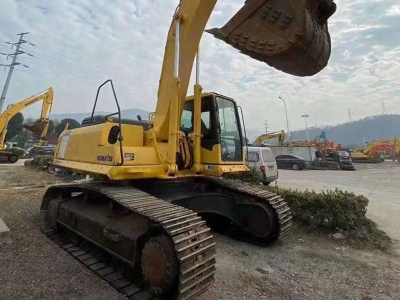 Komatsu PC360-7 excavator