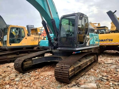 KOBELCO SK260 excavator