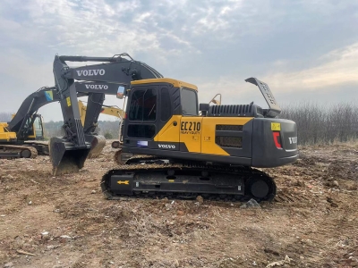 Volvo EC210