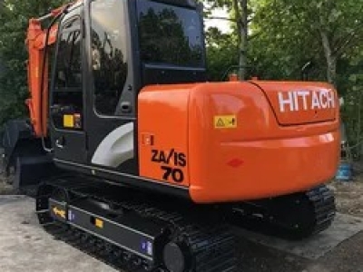 Hitachi ZX70