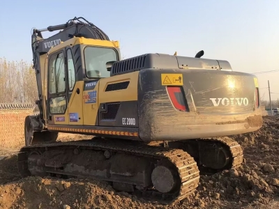 Volvo EC200D