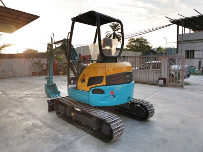 Kubota U30-5